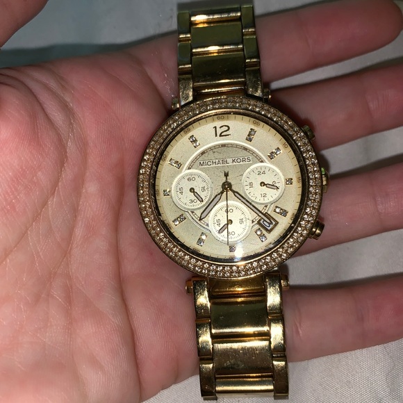 Gold Michael Kors Watch - Picture 2 of 6
